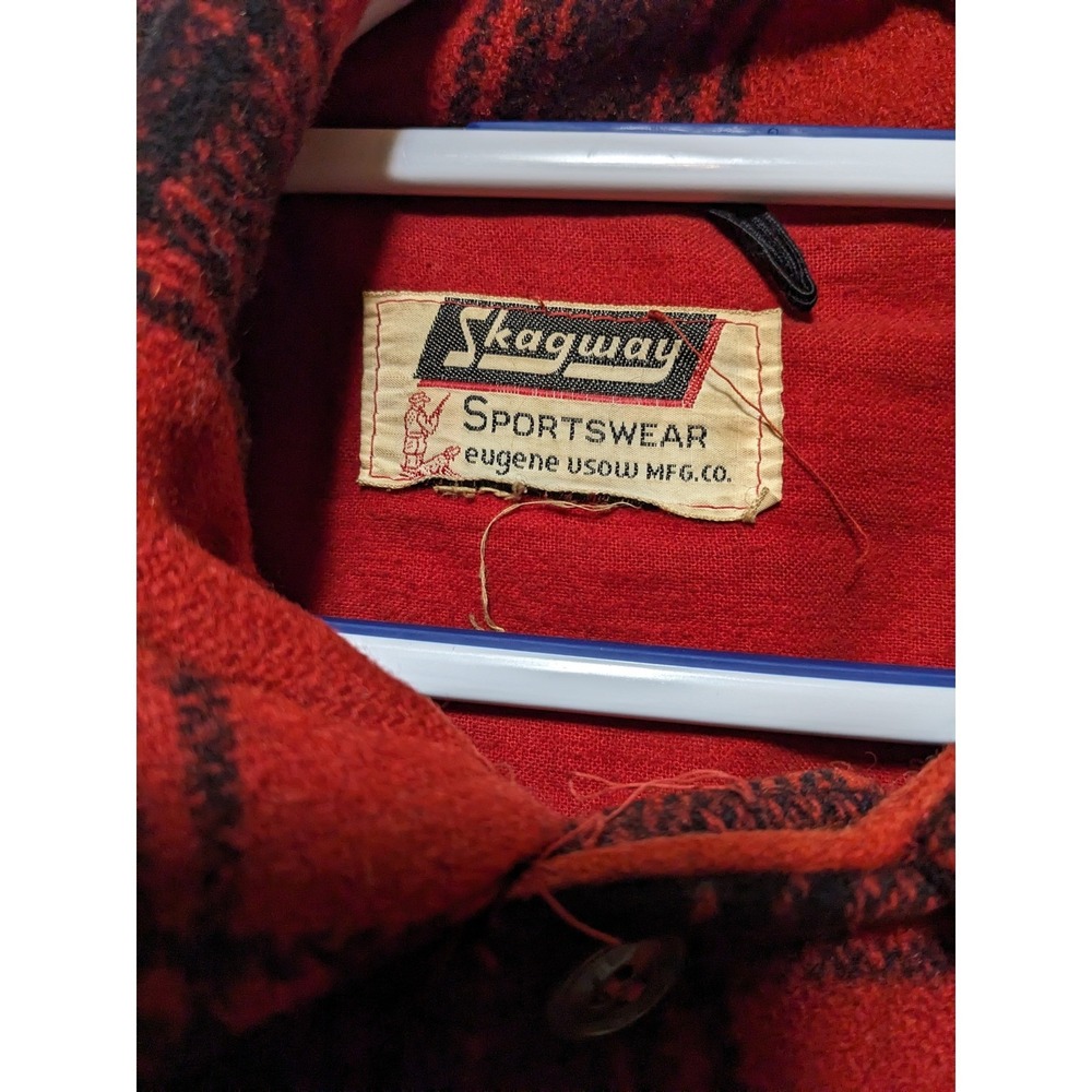 Skagway Wool Plaid Barn Chore Coat Vintage Button Front Jacket Red‎ Black - Picture 2 of 7